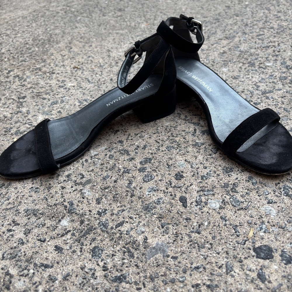 Stuart Weitzman Short Heels, Black Velvet - Picture 1 of 4